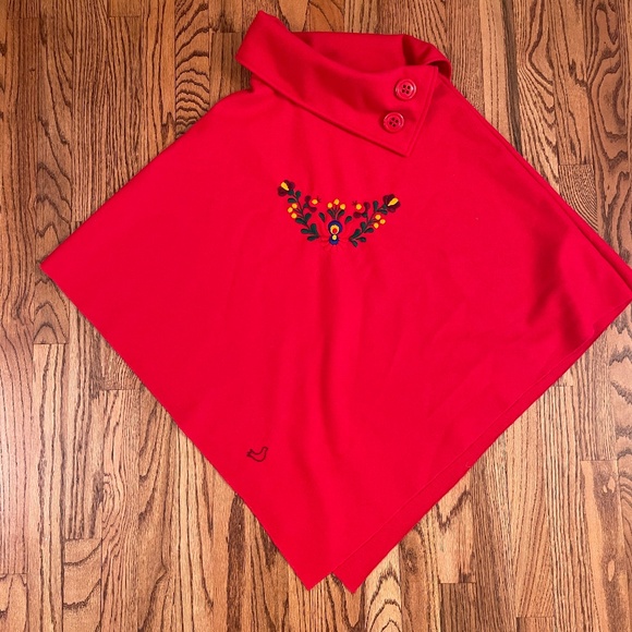 Beautiful red cape made in Hungry by Matyadesign - Picture 1 of 10